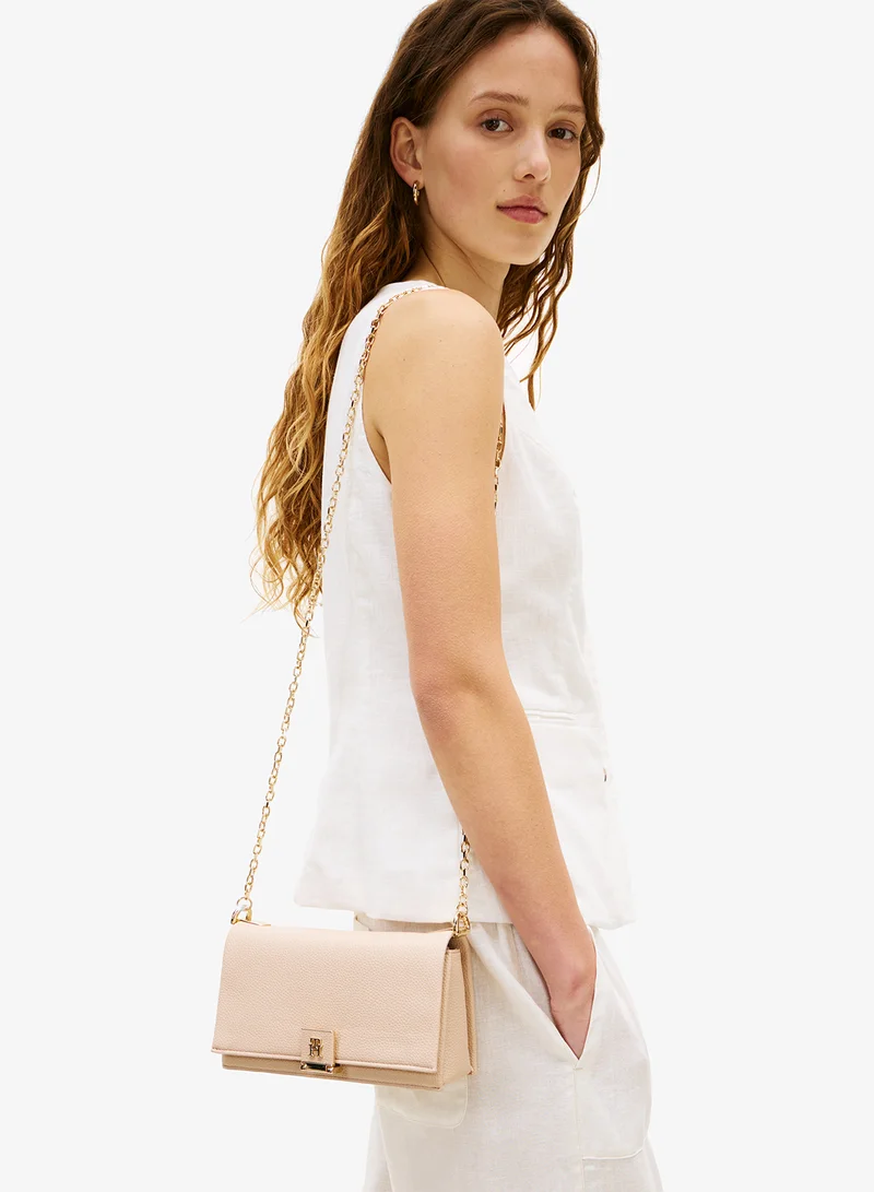 تومي هيلفيغر Monogram Chain Strap Crossbody Bag